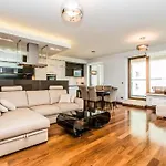 Exclusive Centre ורשה
