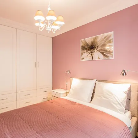 Inqse Centre Apartament *