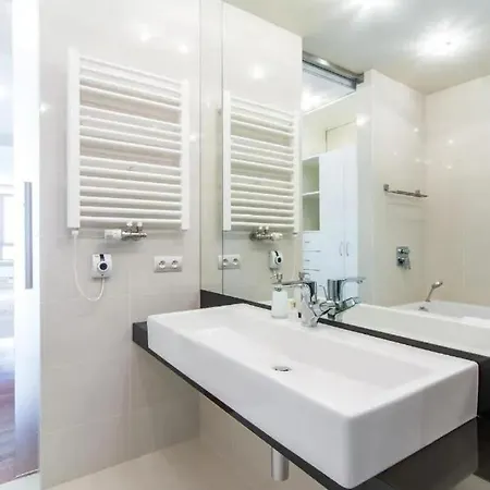 Inqse Centre Apartament *